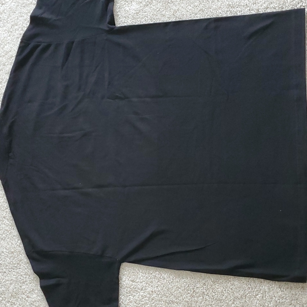 Shirt - Picture 2 of 3